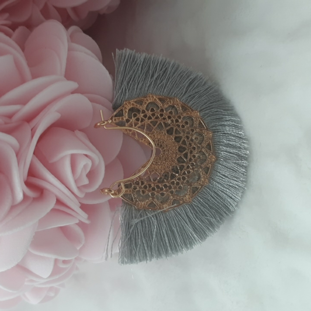 Tassel boho earrings - Picture 2 of 4